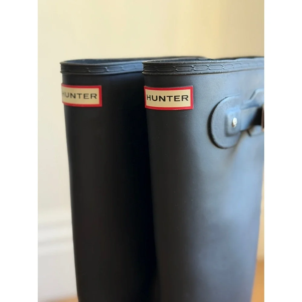 Hunter Original Tall Matte Black Waterproof Rain Boots Womens Size 9 US 7 UK